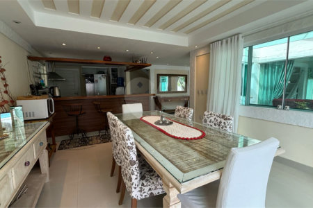 Casa à venda com 5 suítes em Marina, Armação dos Búzios, RJ