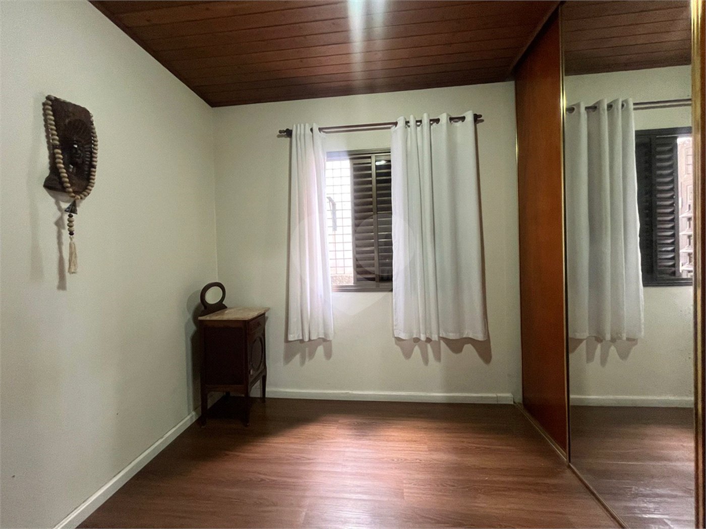 Casa à venda com 4 quartos, sendo 1 suíte,  em Jardim Franca, São Paulo, SP