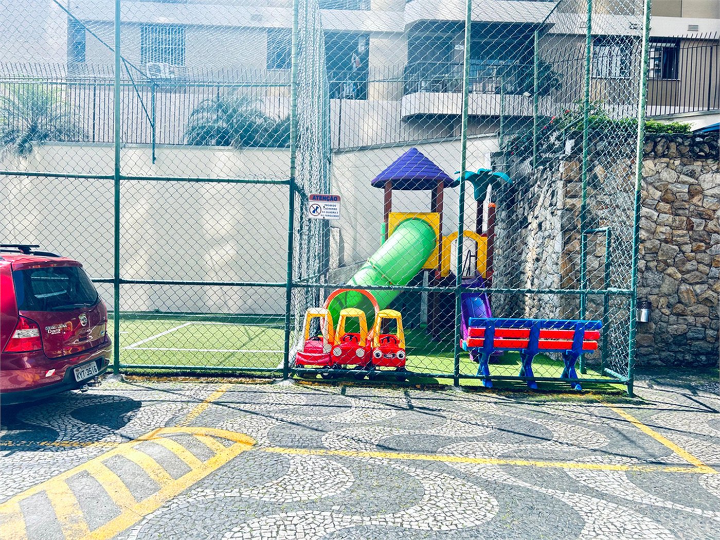 Apartamento à venda com 3 quartos, sendo 1 suíte, em Copacabana, Rio de Janeiro, RJ