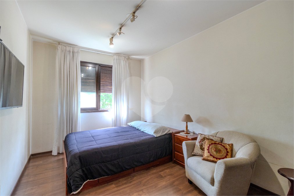 Apartamento à venda com 3 quartos, sendo 1 suíte,  em Granja Julieta, São Paulo, SP