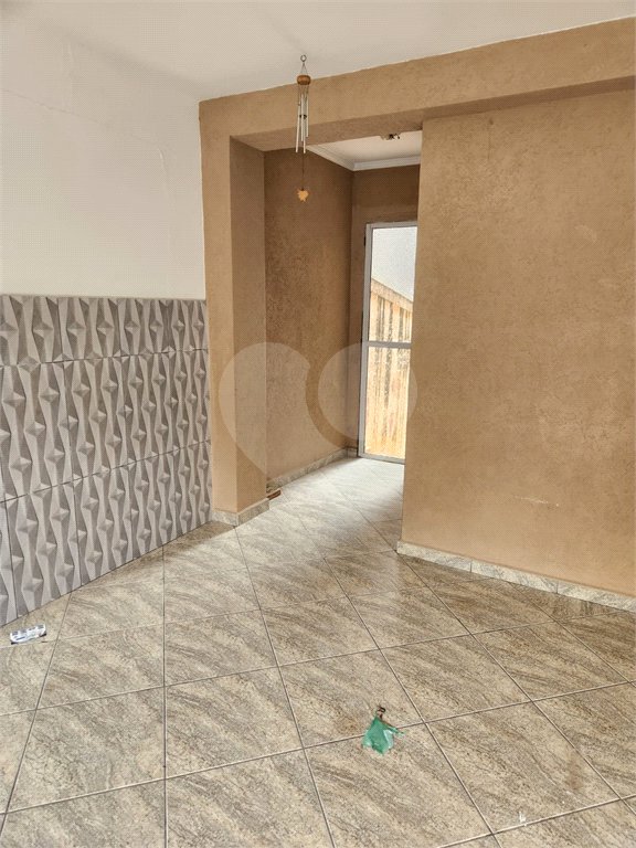Sobrado à venda com 3 quartos em Vila Dalila, São Paulo, SP