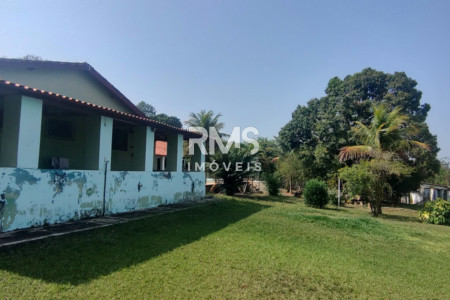 Chácara à venda com 4 quartos, sendo 2 suítes,  em Chácara Sete Quedas, Itu, SP