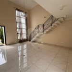 Casa à venda com 3 suítes no condomínio Residencial Maria Dulce, Indaiatuba - SP