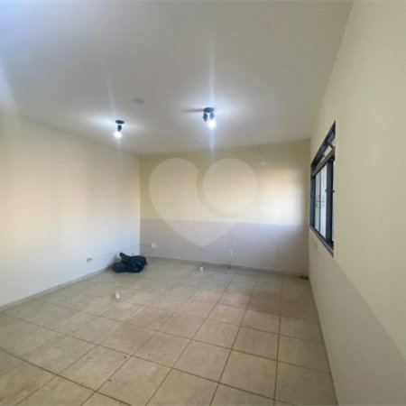 Casa à venda com 3 quartos, sendo 1 suíte, no Centro, Araraquara, SP
