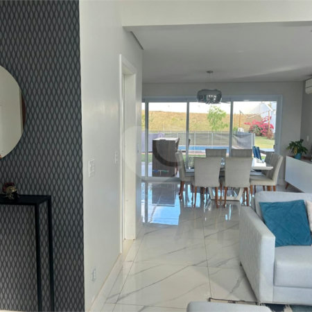 Casa à venda com 3 suítes no condomínio Terras de Lucas, Sorocaba - SP
