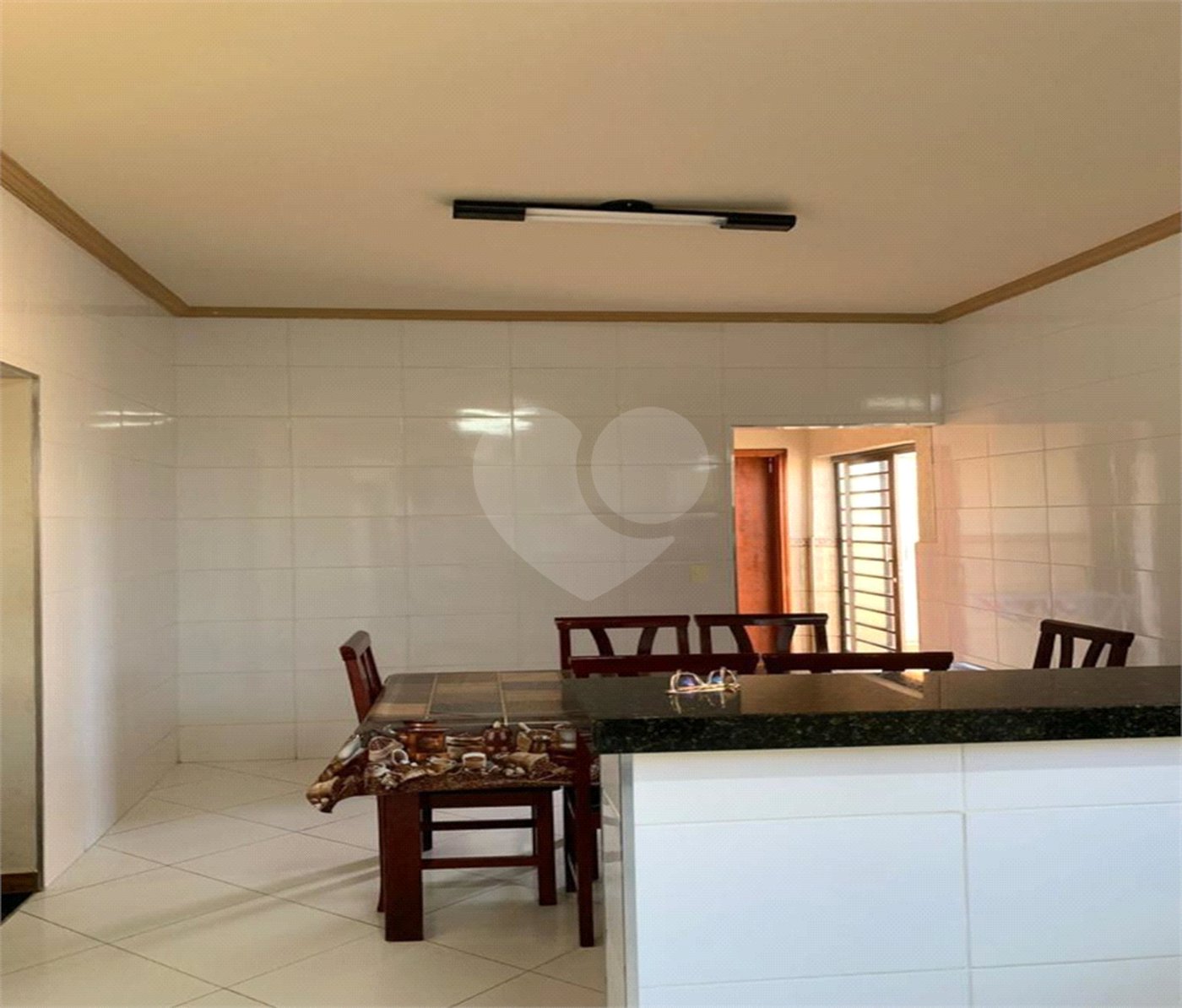Casa à venda com 4 quartos, sendo 1 suíte, em Jardim Cruzeiro do Sul, São Carlos, SP