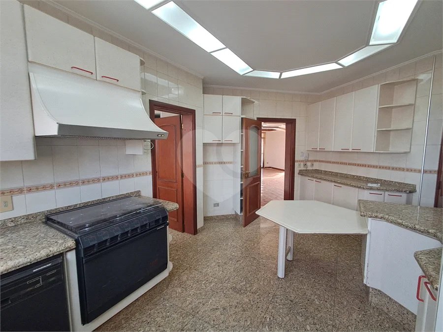 Apartamento à Venda no Edifício Itapema no Bairro Centro em Piracicaba/SP.