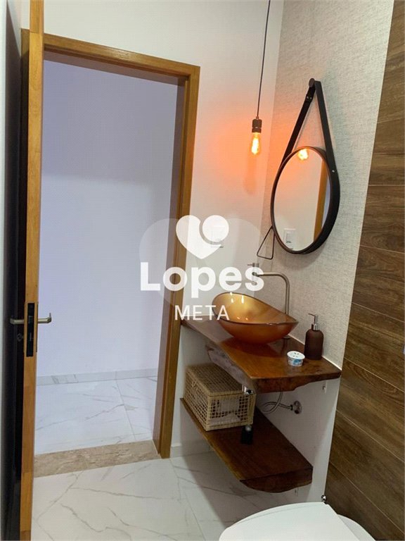 CASA EM CONDOMINIO FECHADO, A VENDA, 3 DORMITORIOS 1 SENDO SUITE, 2 VAGAS DE GARAGEM, SJC/SP