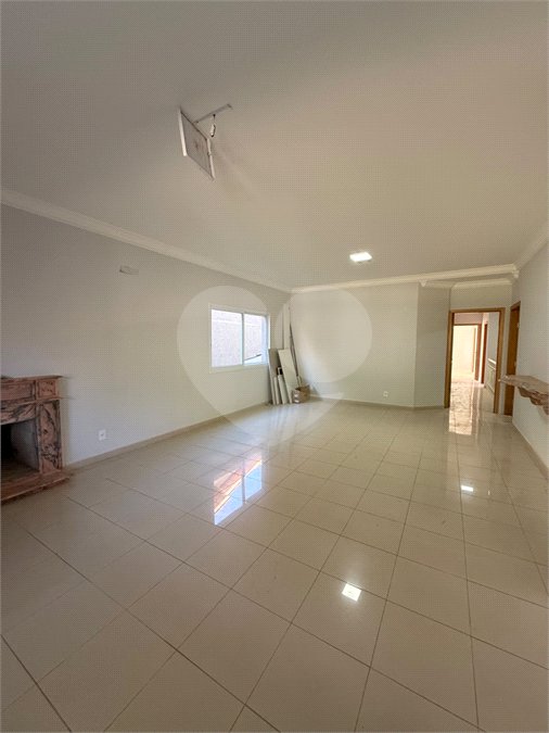 Casa à Venda com 5 Suítes na Vila Giglio em Atibaia/SP