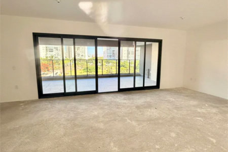 Apartamento à venda com 4 quartos, sendo 3 suítes, em Água Branca, São Paulo, SP