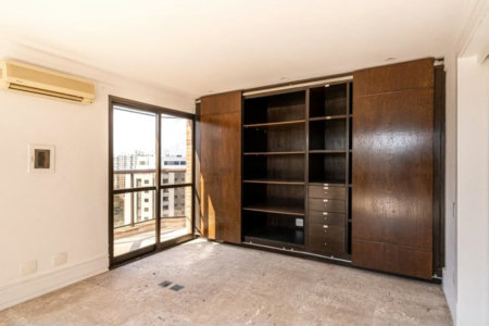 Duplex à venda com 6 quartos, sendo 4 suítes, em Vila Andrade, São Paulo, SP