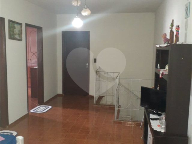 Sobrado à venda com 2 quartos em Santana, São Paulo, SP