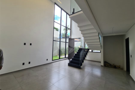 Casa em condomínio à venda com 3 suítes em Vila Santista, Atibaia, SP