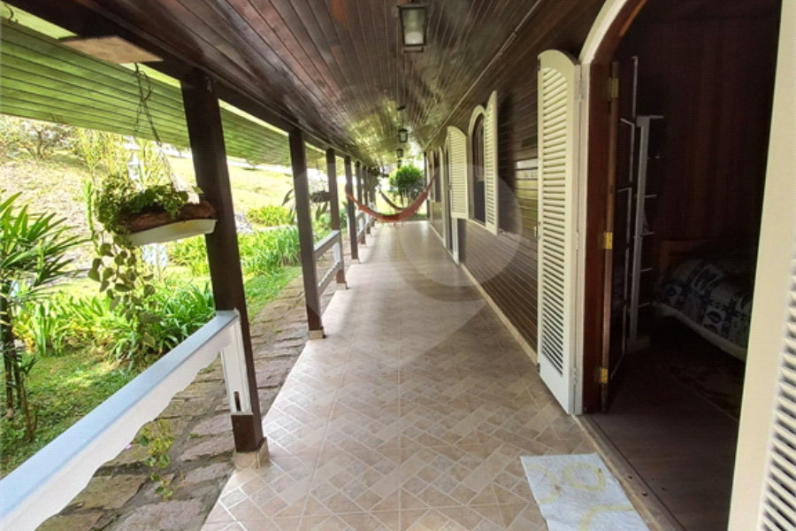 Condomínio à venda com 3 quartos, sendo 1 suíte, em Santa Inês, Caieiras, SP