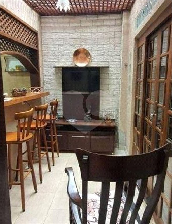 Sobrado à venda com 3 quartos em Tremembé, São Paulo, SP
