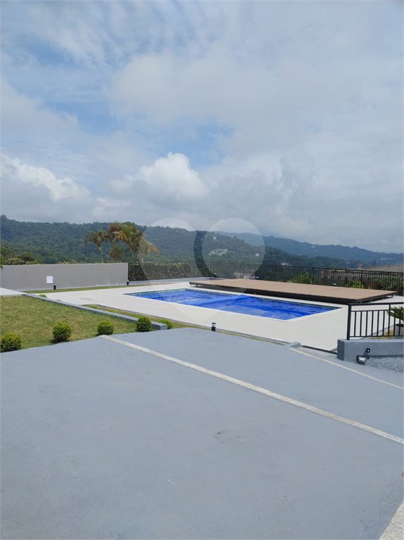 Casa à venda com 4 quartos, sendo 2 suítes, no condomínio Alpes da Cantareira, Mairiporã - SP