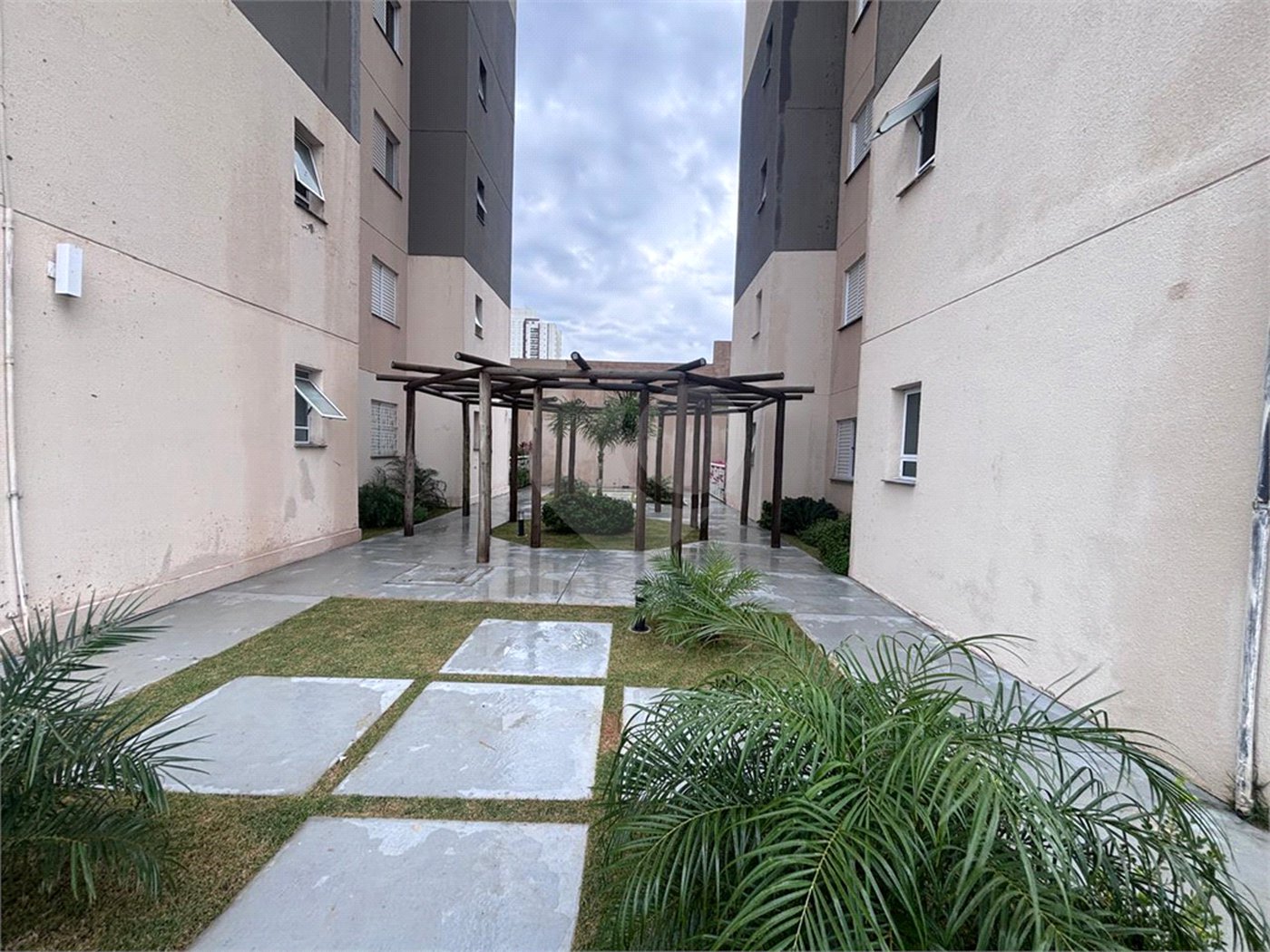 Apartamento à venda com 2 quartos, sendo 1 suíte, em Aparecidinha, Sorocaba, SP