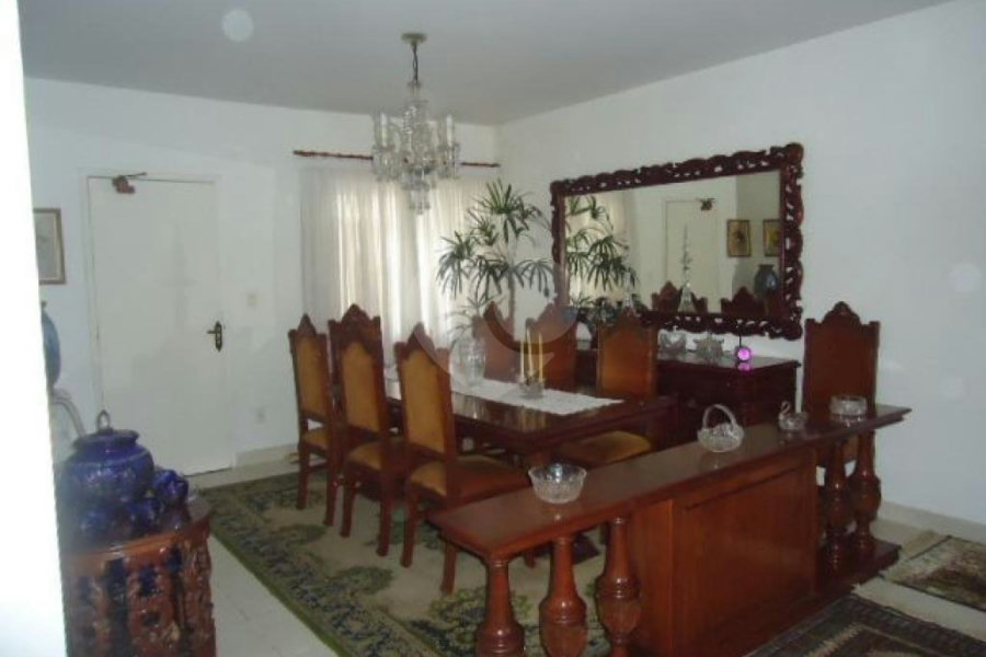 Sobrado à venda com 4 quartos, sendo 1 suíte, em Mandaqui, São Paulo, SP