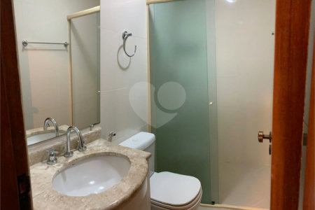 Apartamento à venda com 2 quartos, sendo 1 suíte,  em Jardim Aeroporto, São Paulo, SP
