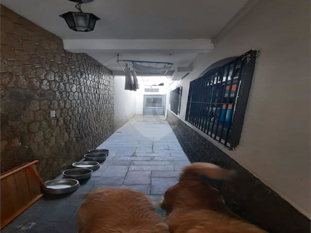 Sobrado à venda com 4 quartos, sendo 1 suíte,  em Vila Marari, São Paulo, SP
