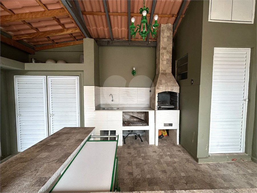 Sobrado à venda com 3 quartos em Santana, São Paulo, SP