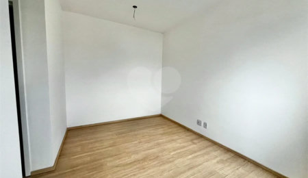 Apartamento à venda com 3 quartos, sendo 1 suíte,  em Vila Macia, Itapetininga, SP