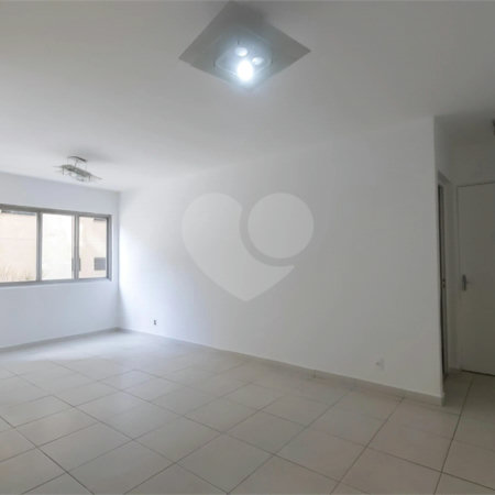 Apartamento à venda com 3 quartos, sendo 1 suíte, em Itaim Bibi, São Paulo, SP