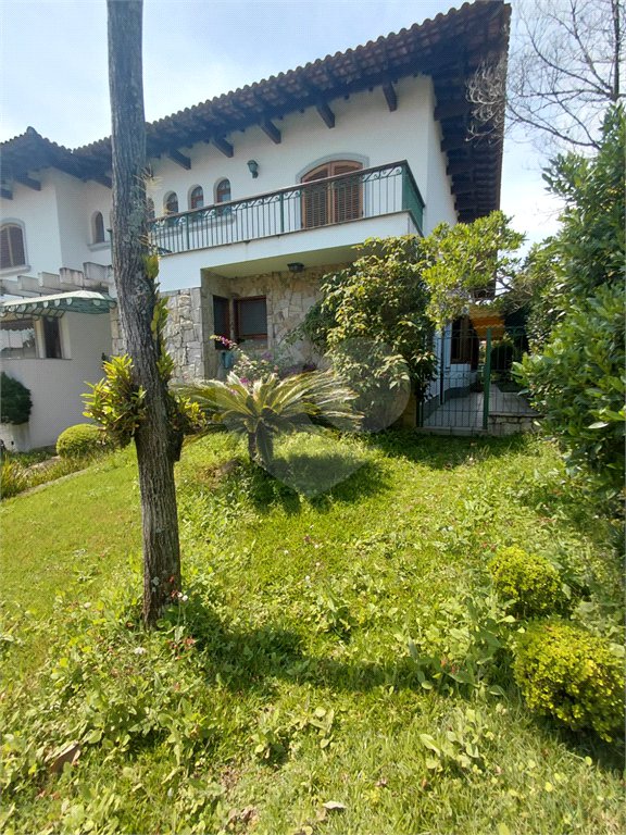 Casa à venda com 4 suítes no condomínio Ville Bourghese, São Paulo - SP