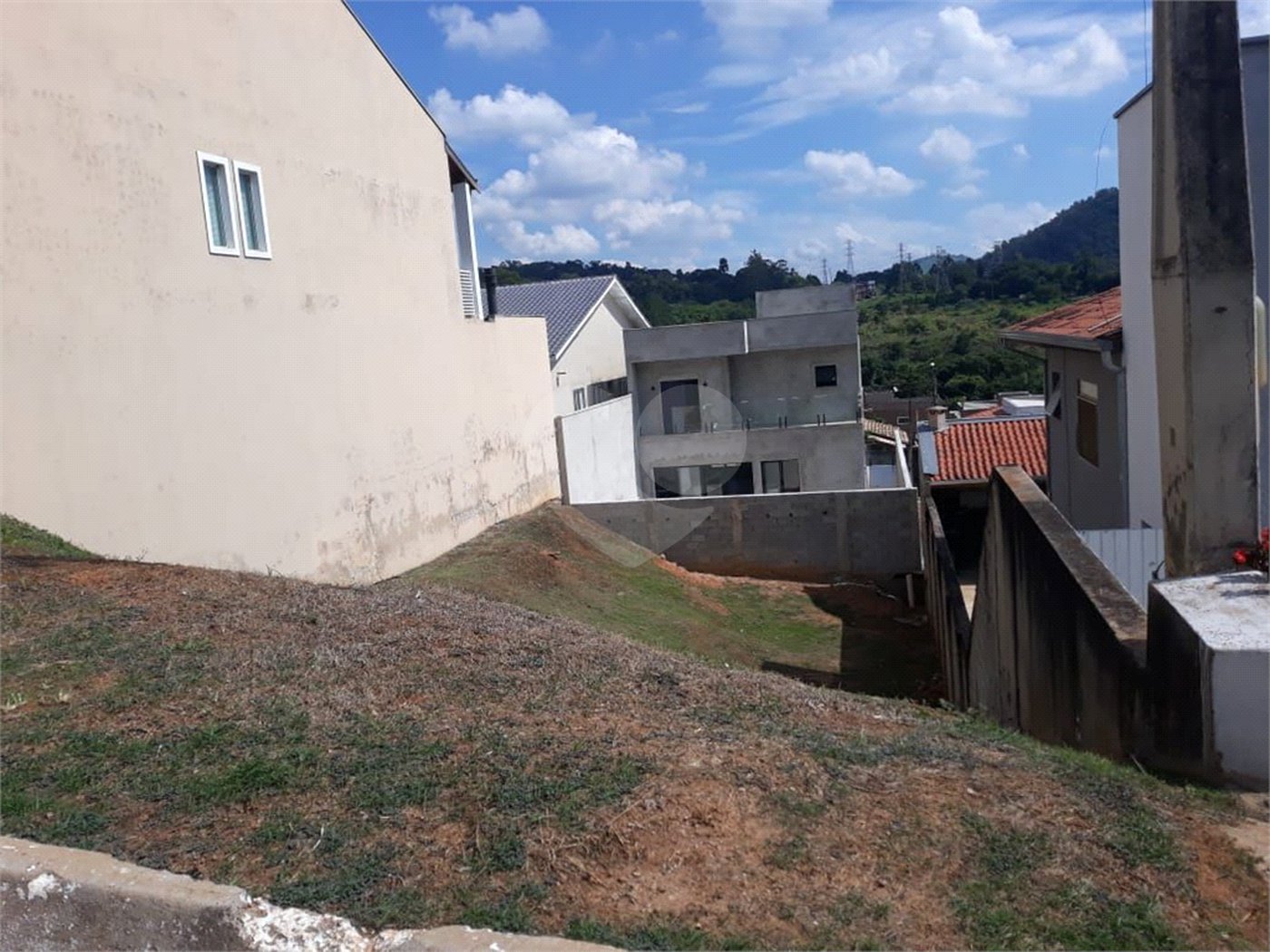 Terreno à venda em Parque Varanguera, São Roque, SP