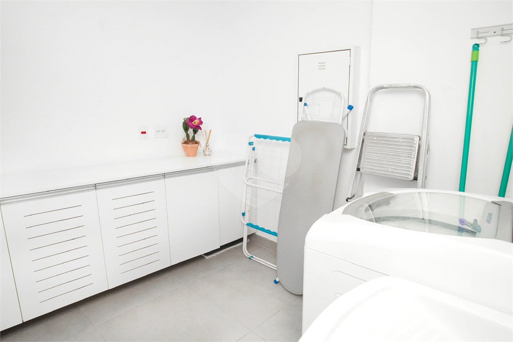Apartamento à venda com 3 quartos, sendo 1 suíte, em Perdizes, São Paulo, SP