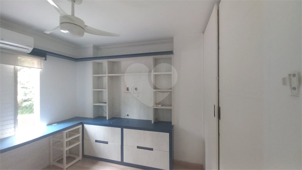 Apartamento à venda com 3 quartos, sendo 1 suíte,  em Vila Andrade, São Paulo, SP