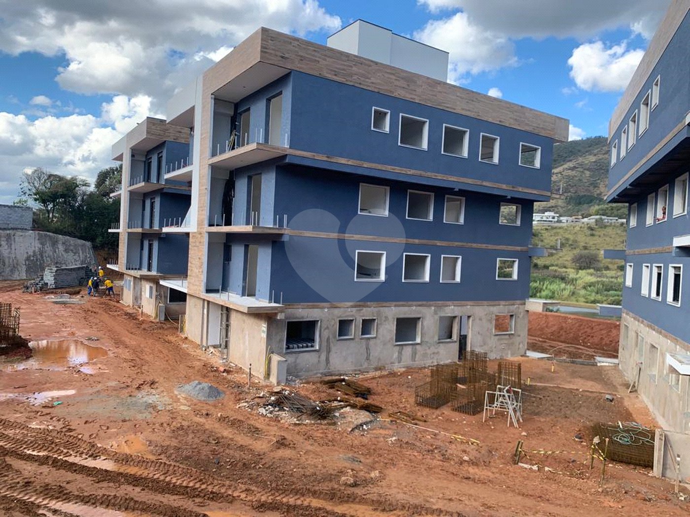 Duplex à venda com 4 quartos, sendo 2 suítes, em Nova Gardênia, Atibaia, SP