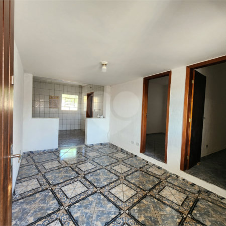Casa à venda com 2 quartos no Centro, Poá, SP