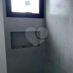 Casa à venda com 3 quartos, sendo 1 suíte, no condomínio Portal dos Sabiás, Itu - SP