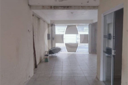 Casa à venda com 5 quartos, sendo 1 suíte, em Jardim Márcia, Suzano, SP
