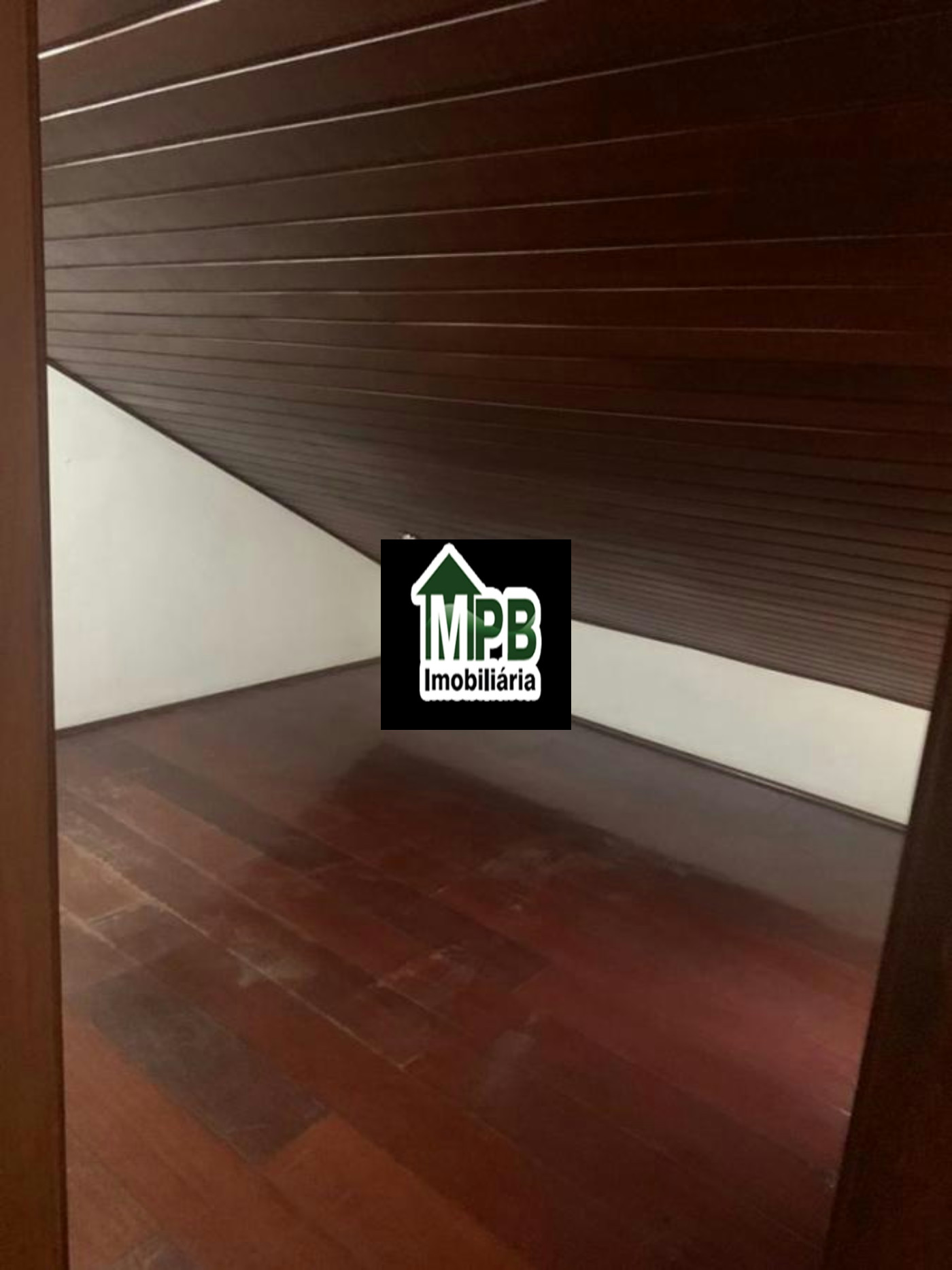 Sobrado à venda com 3 quartos, sendo 1 suíte, em Vila Carvalho, Sorocaba, SP