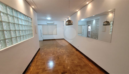 Casa à venda com 4 quartos, sendo 1 suíte,  em São Judas, São Paulo, SP