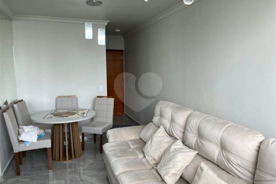 Apartamento à venda com 3 quartos, sendo 1 suíte, em Parque Novo Mundo, São Paulo, SP