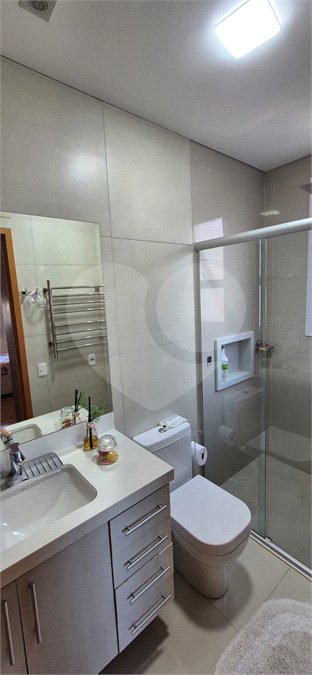 Apartamento à venda com 4 quartos, sendo 2 suítes,  no Centro, Mogi das Cruzes, SP