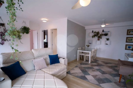 Apartamento à venda com 3 quartos, sendo 1 suíte, em Jardim das Vertentes, São Paulo, SP