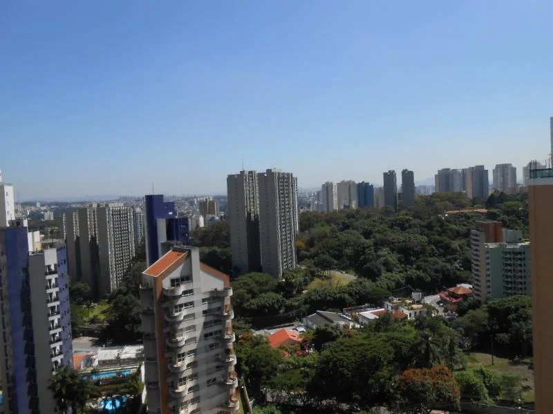 Apartamento à venda com 4 suítes em Vila Suzana, São Paulo, SP