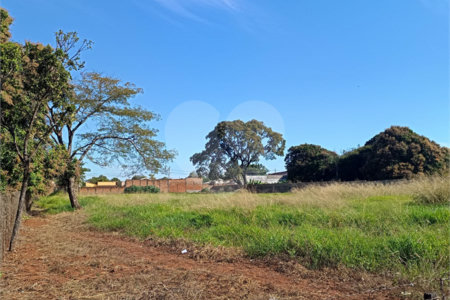 Terreno à venda em Jardim Brasília (vila Xavier), Araraquara, SP
