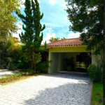 Casa à venda com 5 quartos, sendo 3 suítes,  em Jardim Leonor, São Paulo, SP