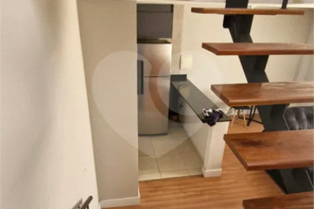 Casa à venda com 2 quartos, sendo 1 suíte, no condomínio A.m.costa, São Paulo - SP