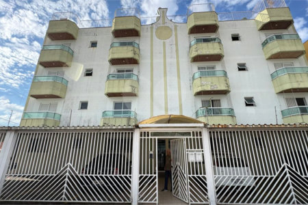 Apartamento à venda com 2 quartos, sendo 1 suíte,  em Jardim Simus, Sorocaba, SP