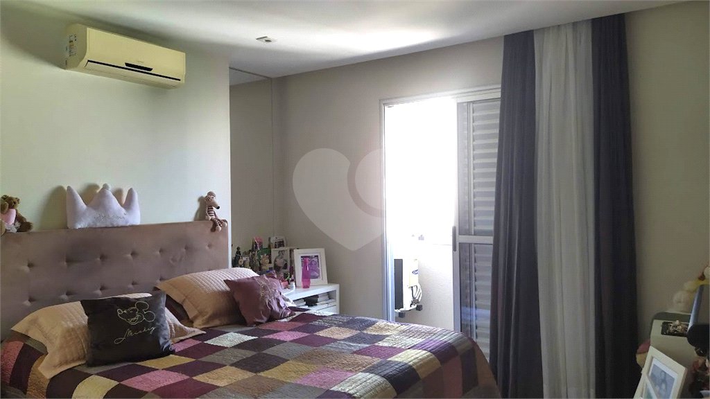 Apartamento à venda com 3 suítes em Jardim Londrina, São Paulo, SP