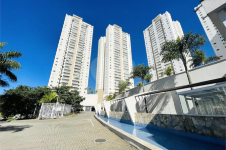 Apartamento à venda com 3 suítes no Centro, São Bernardo do Campo, SP