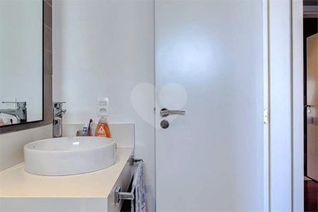 Apartamento à venda com 4 quartos, sendo 3 suítes, em Vila Romana, São Paulo, SP