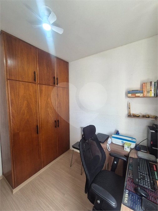 Apartamento à venda com 3 quartos, sendo 1 suíte,  em Parque Santana, Mogi das Cruzes, SP
