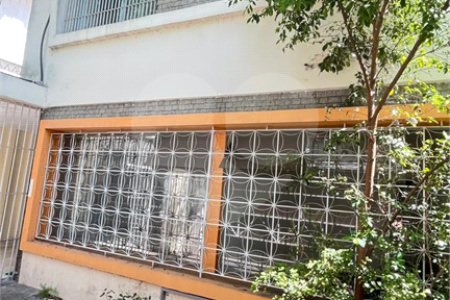 Casa à venda com 3 quartos, sendo 1 suíte, em Brooklin, São Paulo, SP